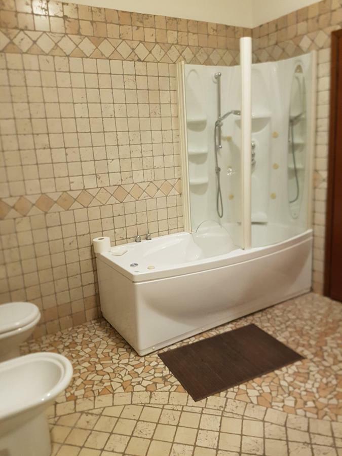 La Maison Verte Hotel Ostellato ภายนอก รูปภาพ